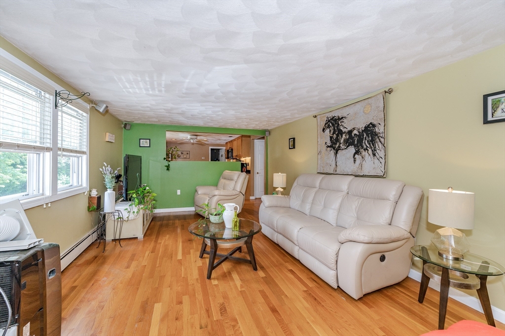 18 Edgehill Road Saugus, MA 01906 - Photo 3 of 30 Gallery Image 3