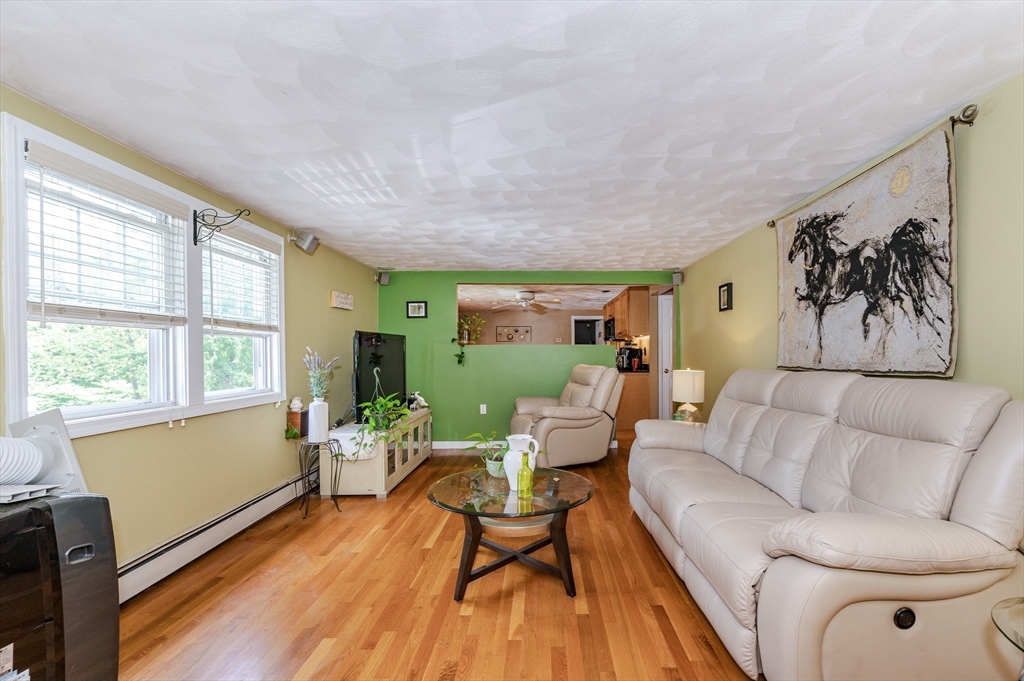 18 Edgehill Road Saugus, MA 01906 - Photo 4 of 30 Gallery Image 4
