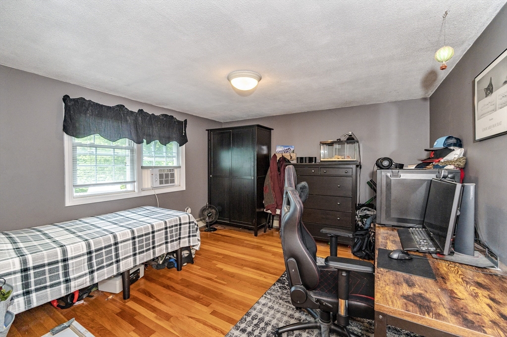 18 Edgehill Road Saugus, MA 01906 - Photo 10 of 30 Gallery Image 10