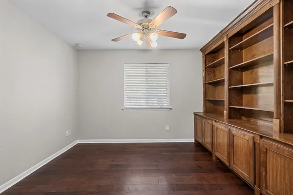 $2,400 | 6035 Turkey Creek, Missouri City, TX 77459