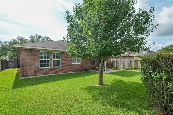 $2,400 | 6035 Turkey Creek, Missouri City, TX 77459