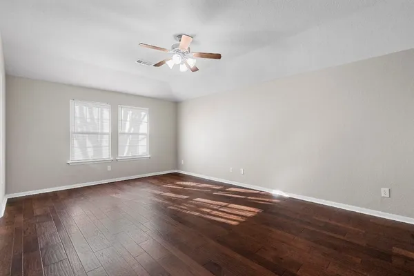 $2,400 | 6035 Turkey Creek, Missouri City, TX 77459