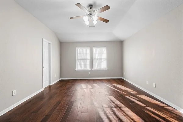 $2,400 | 6035 Turkey Creek, Missouri City, TX 77459