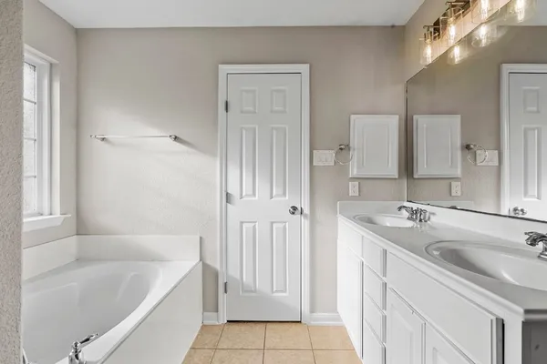 $2,400 | 6035 Turkey Creek, Missouri City, TX 77459