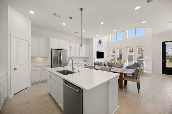 $2,750 | 19730 Curved Steel Drive, Cypress, TX 77433