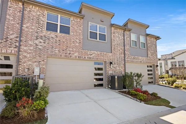 $2,750 | 19730 Curved Steel Drive, Cypress, TX 77433