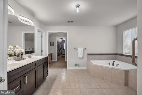 $1,300,000 | 211 Emerald Lane, Mullica Hill, NJ 08062