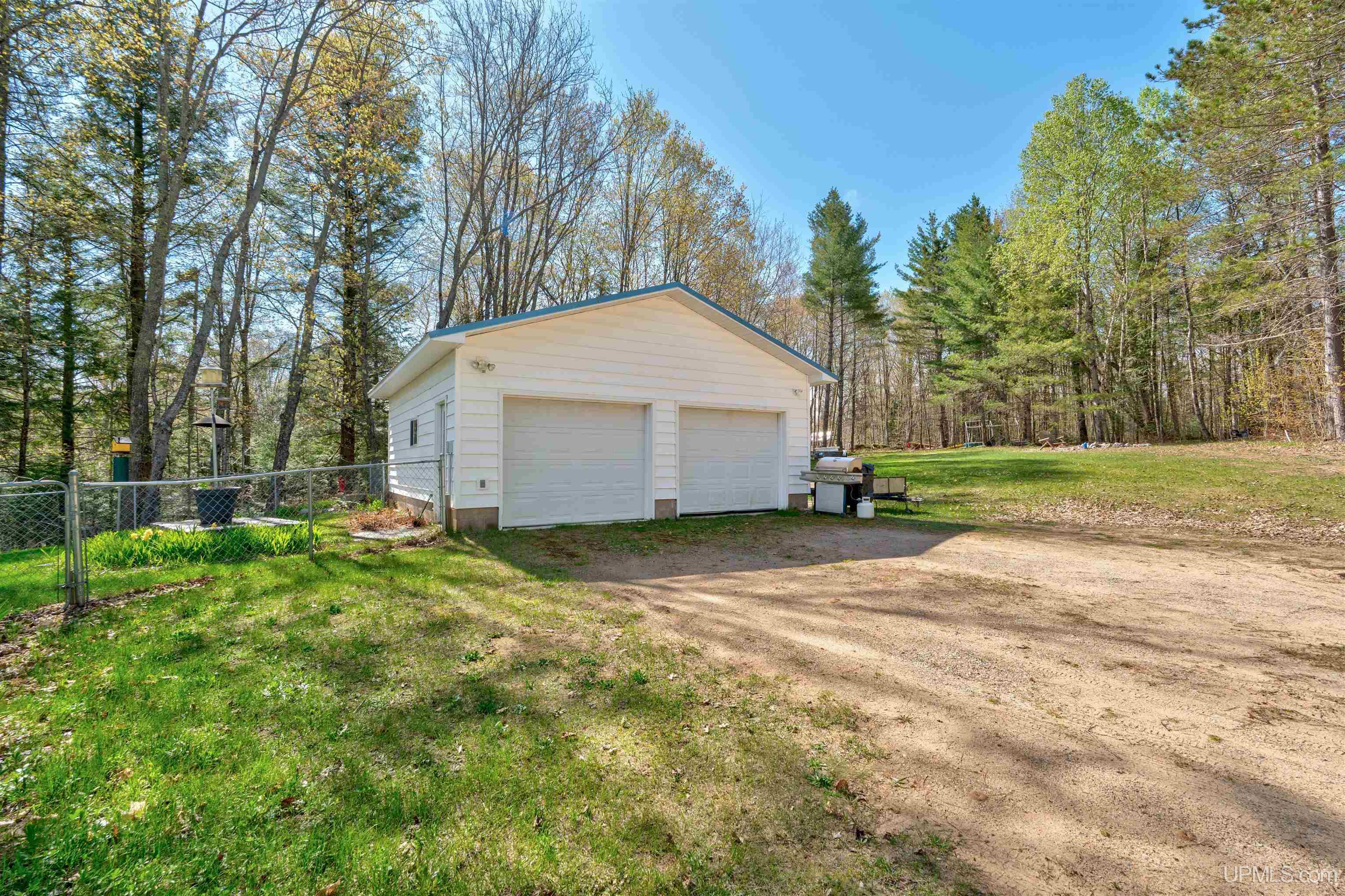 10057 East Co Road Munising, MI 49862 - Photo 6 of 50