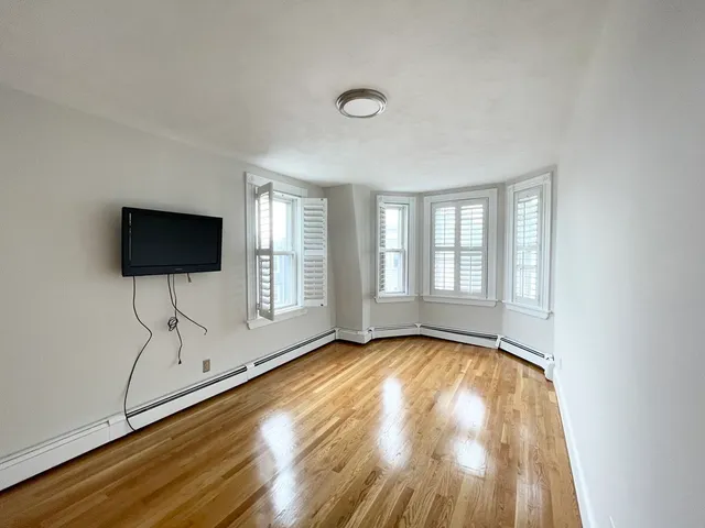 $6,500 | 130 P, Unit 2, Boston, MA 02127