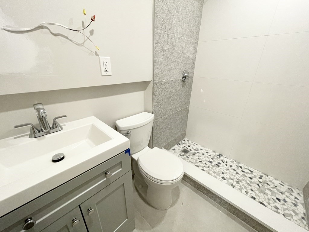 130 P, Unit 2 Boston, MA 02127 - Photo 19 of 23