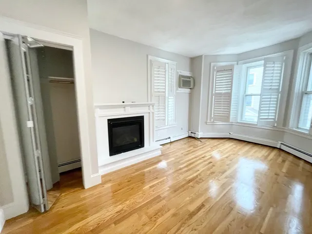 $6,500 | 130 P, Unit 2, Boston, MA 02127