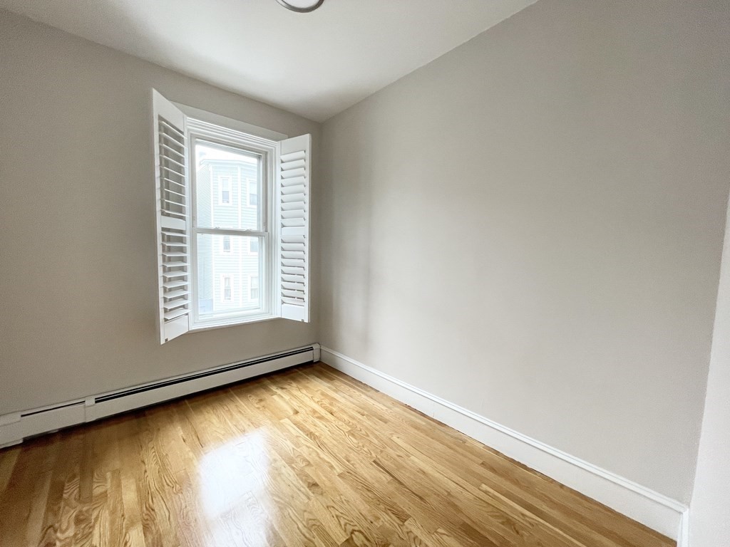 130 P, Unit 2 Boston, MA 02127 - Photo 8 of 23