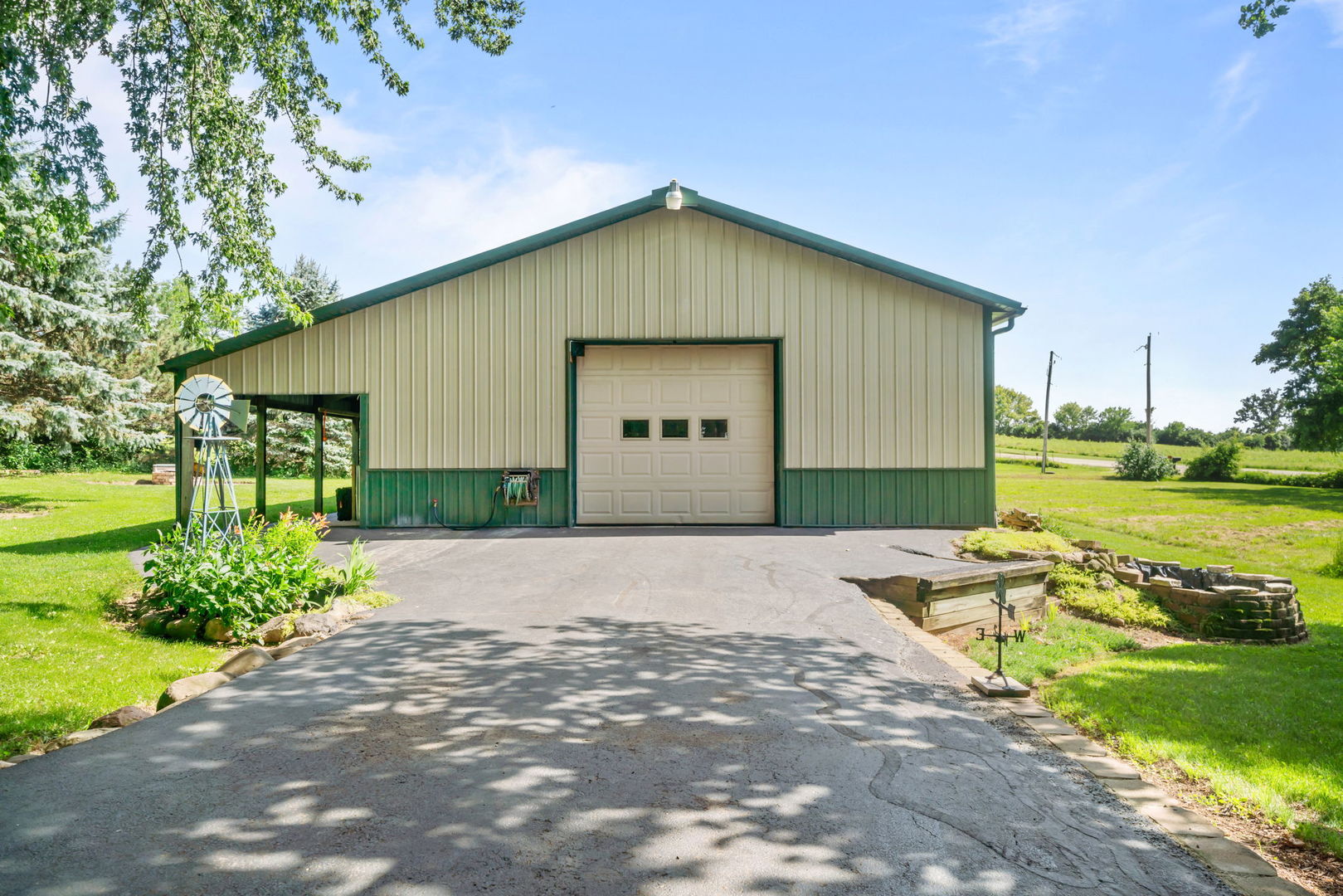 8411 North Kilbuck Road Monroe Center, IL 61052 - Photo 35 of 51