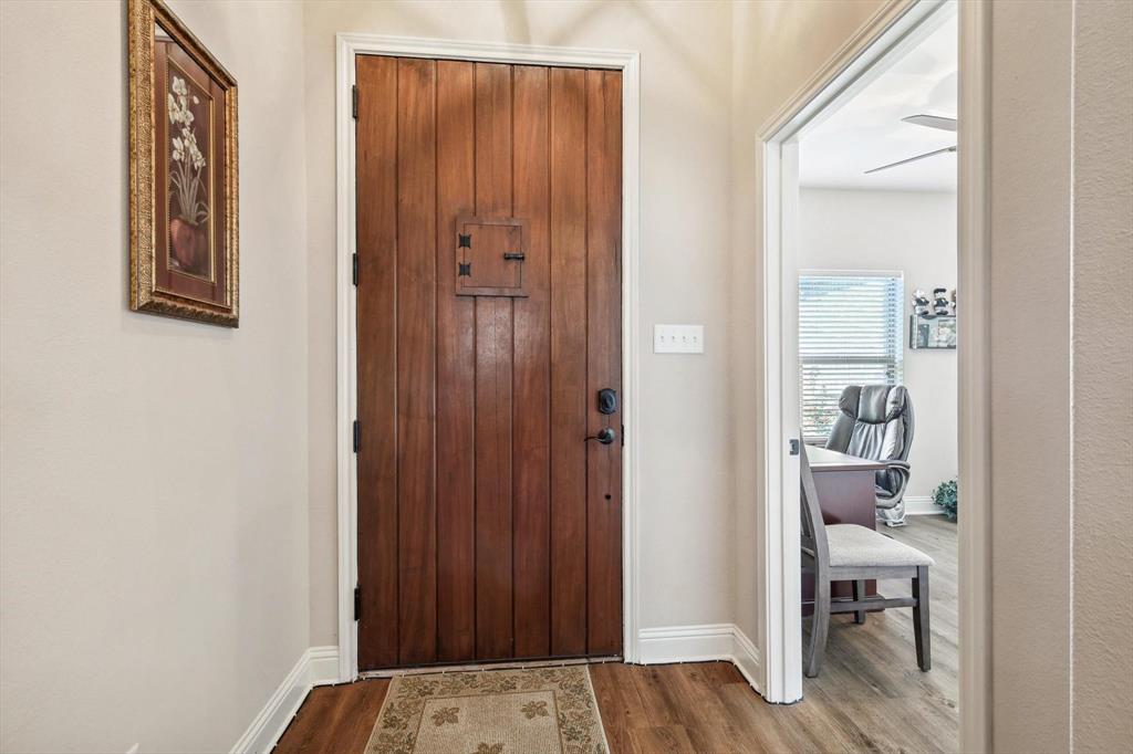 707 Chaparral Road Sanger, TX 76266 - Photo 6 of 32