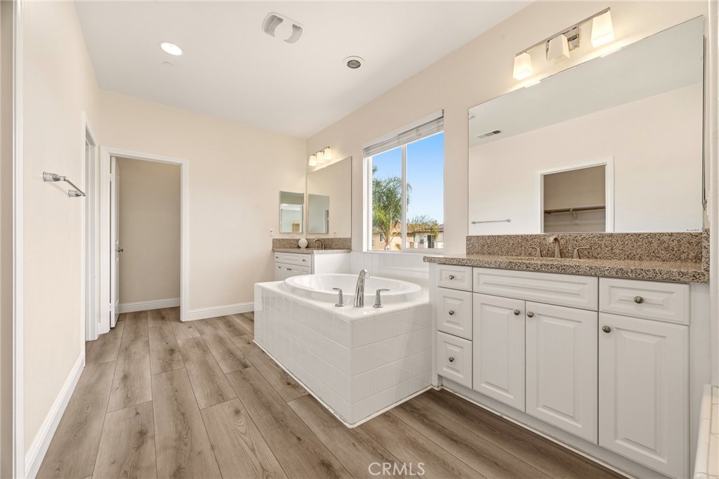 10828 Portofino Lane Riverside, CA 92503 - Photo 14 of 55