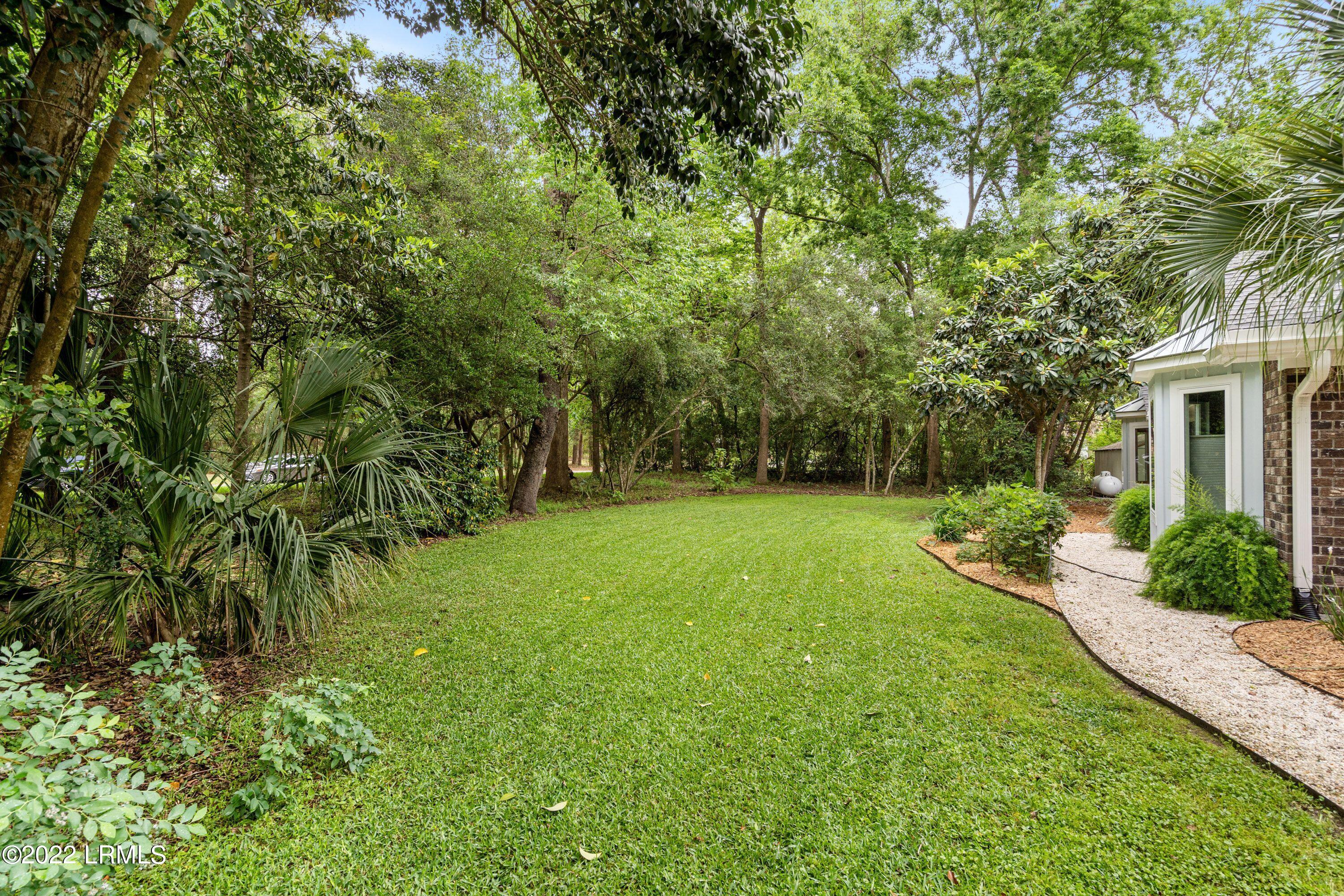 7610 Patterson Road Beaufort, SC 29906 - Photo 3 of 43 walkway