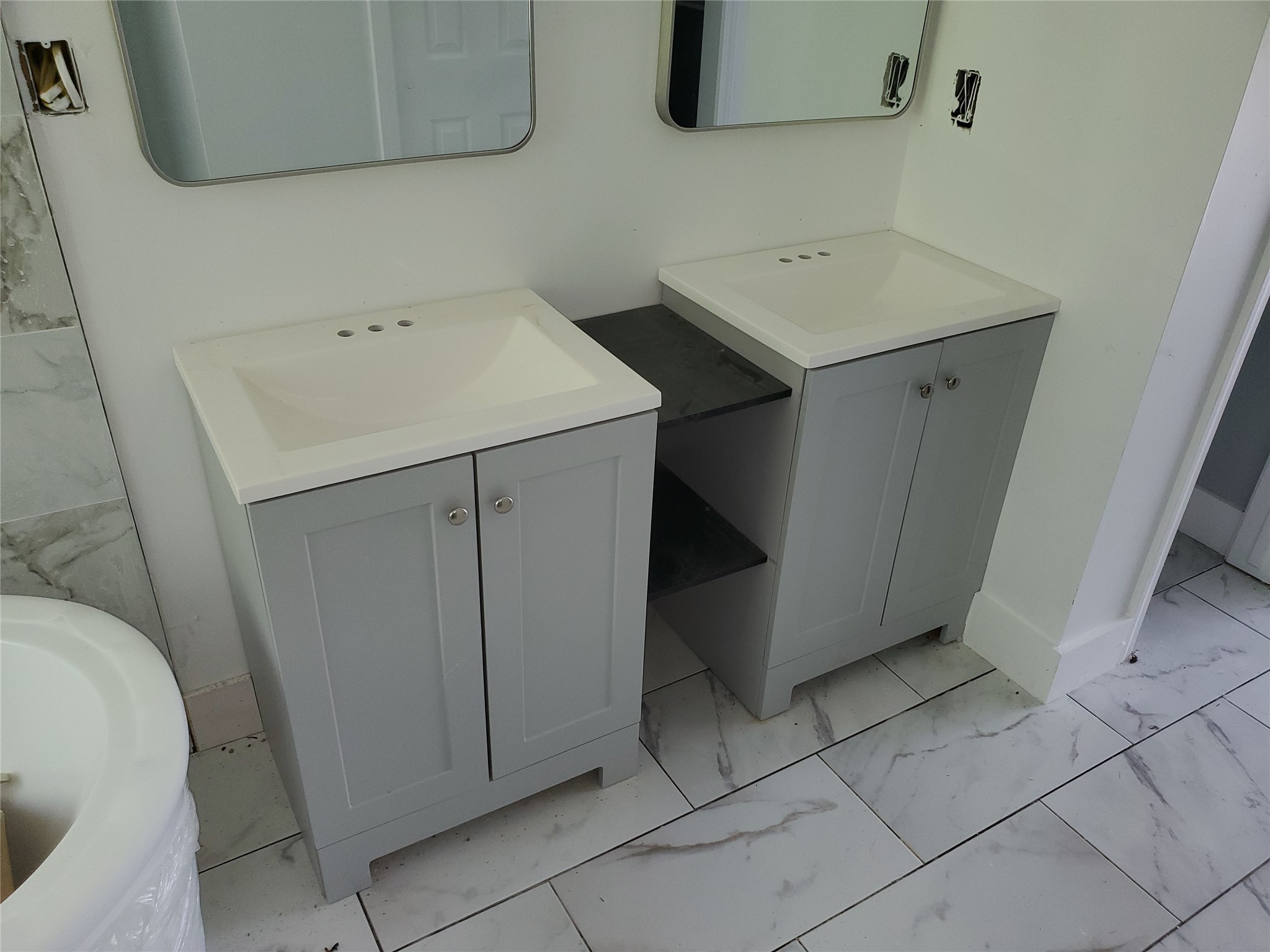 6985 Ellen Lane Beaumont, TX 77708 - Photo 21 of 34 a utility room with cabinets