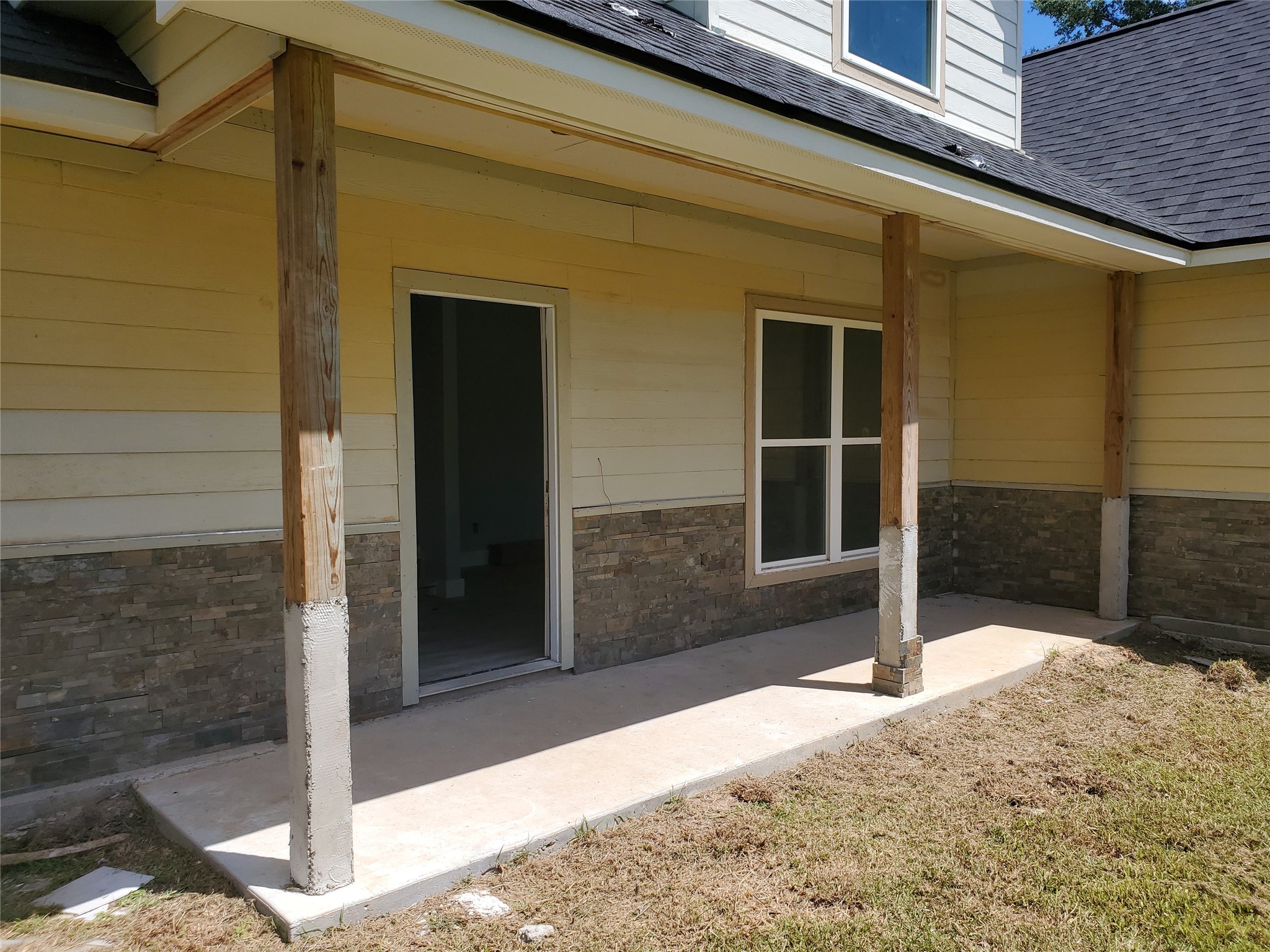 6985 Ellen Lane Beaumont, TX 77708 - Photo 31 of 34 a view of interior of the house