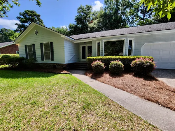 $4,800 | 1003 Law Lane, Mount Pleasant, SC 29464