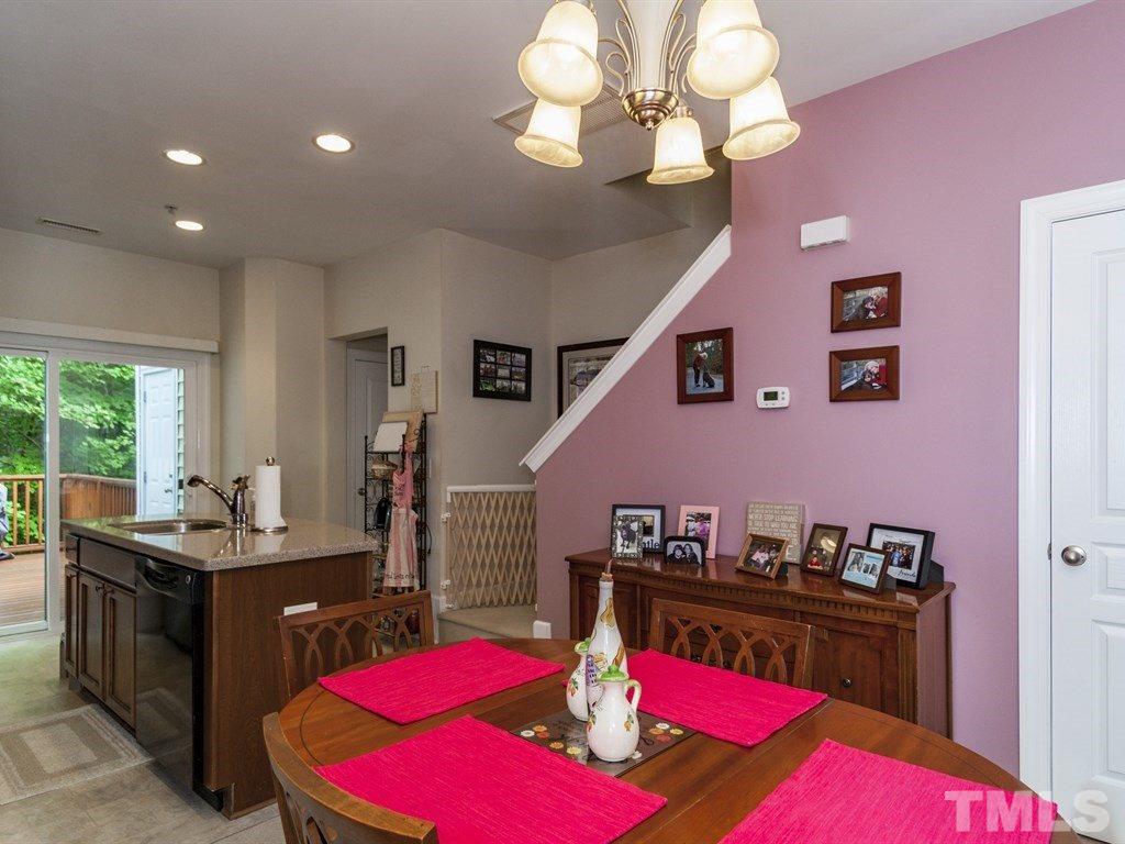8029 Sunset Branch Court Raleigh, NC 27612 - Photo 6 of 25 Gallery Image 6