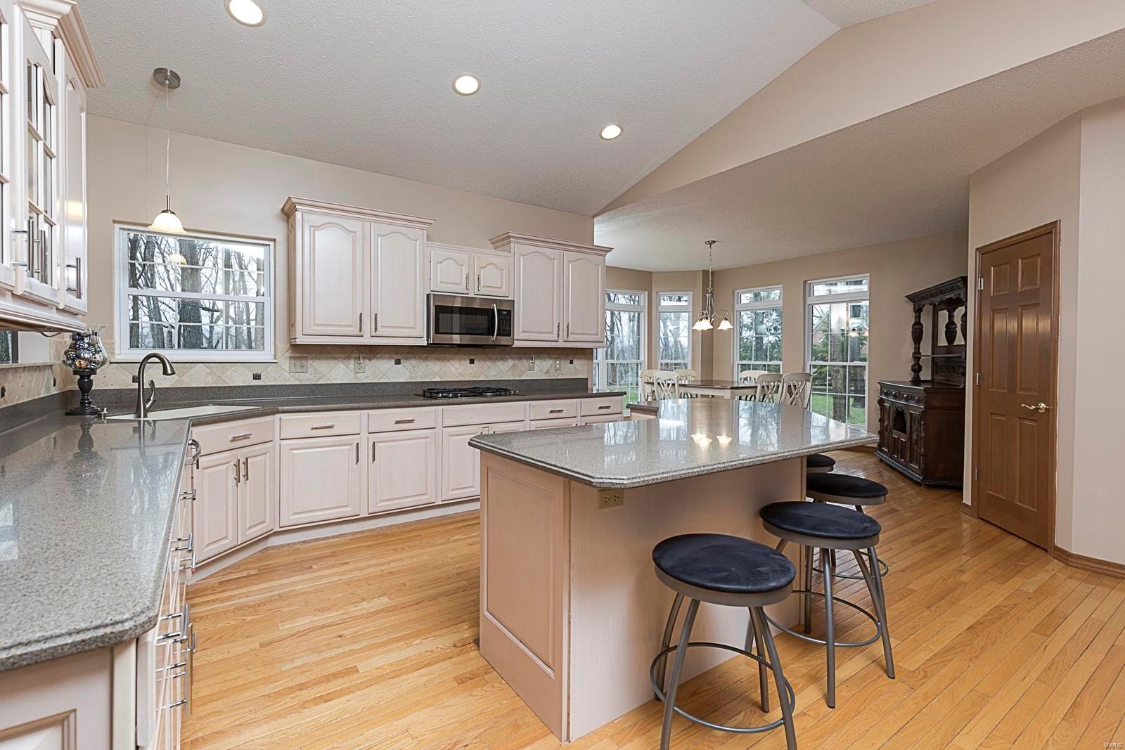 1217 Rutherford Ridge O'Fallon, IL 62269 - Photo 8 of 55