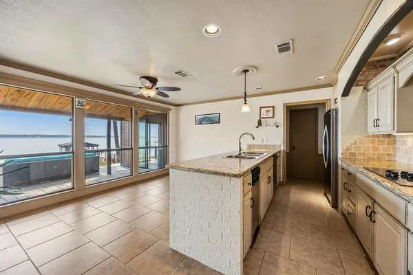 $3,300 | 18409 Shore Drive, Kemp, TX 75143