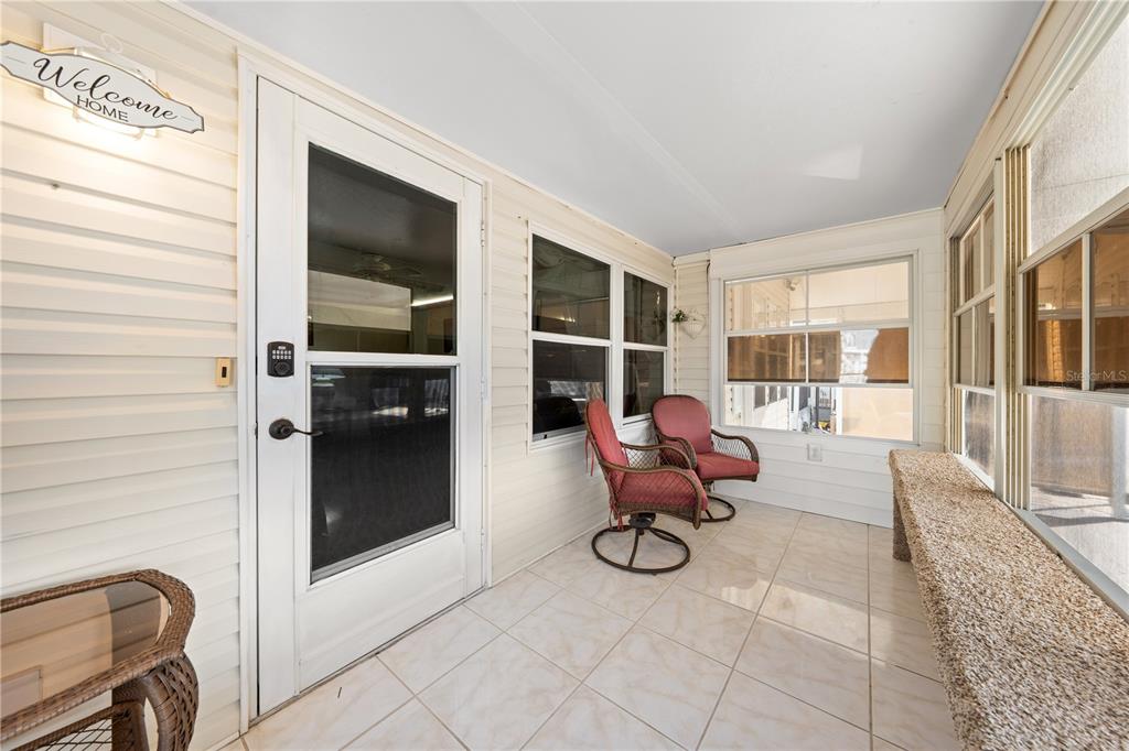 445 Citrus Ridge Drive Davenport, FL 33837 - Photo 3 of 54