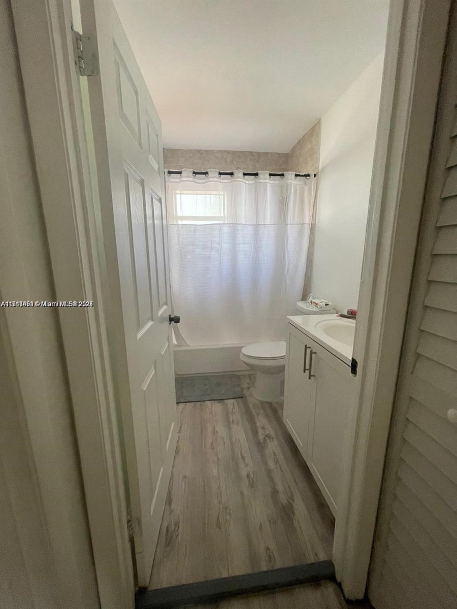 5491 West 24th Avenue, Unit 49 Hialeah, FL 33016 - Photo 7 of 7 a view of a bathroom