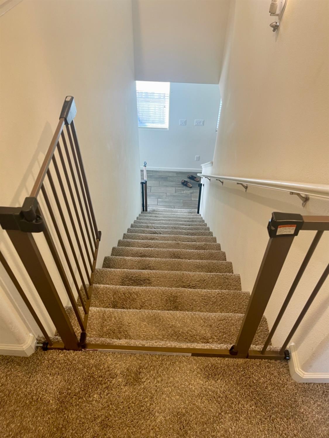 3727 Highclere Way Clovis, CA 93619 - Photo 13 of 25 a view of entryway