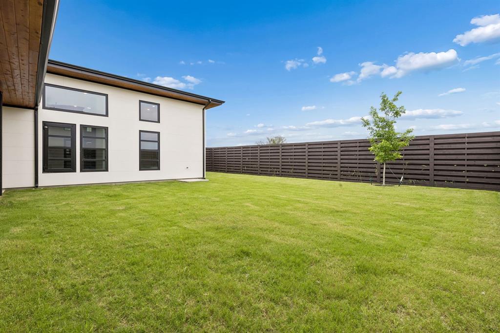 3505 Sky Rdg Lane Melissa, TX 75454 - Photo 15 of 16 Spacious backyard
