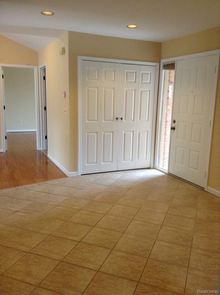 3360 Primrose Drive Rochester, MI 48307 - Photo 10 of 43 IMG_3620.jpg
