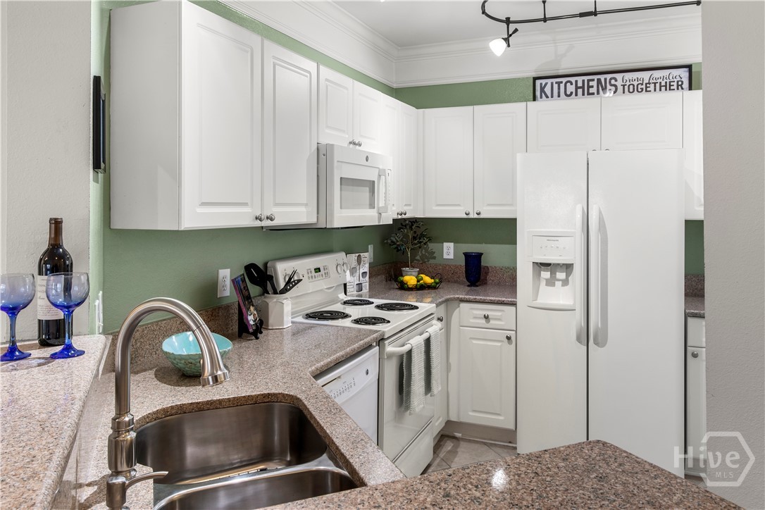 1324 Whitemarsh Way, Unit 1324 Savannah, GA 31410 - Photo 9 of 51