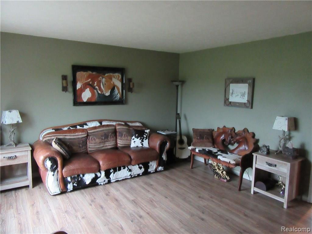 9926 Weber Road Columbus, MI 48063 - Photo 8 of 20