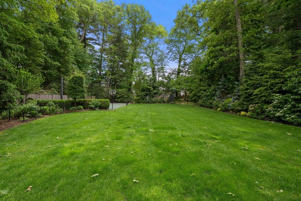 25 Kenilworth Road Wellesley, MA 02482 - Photo 38 of 42