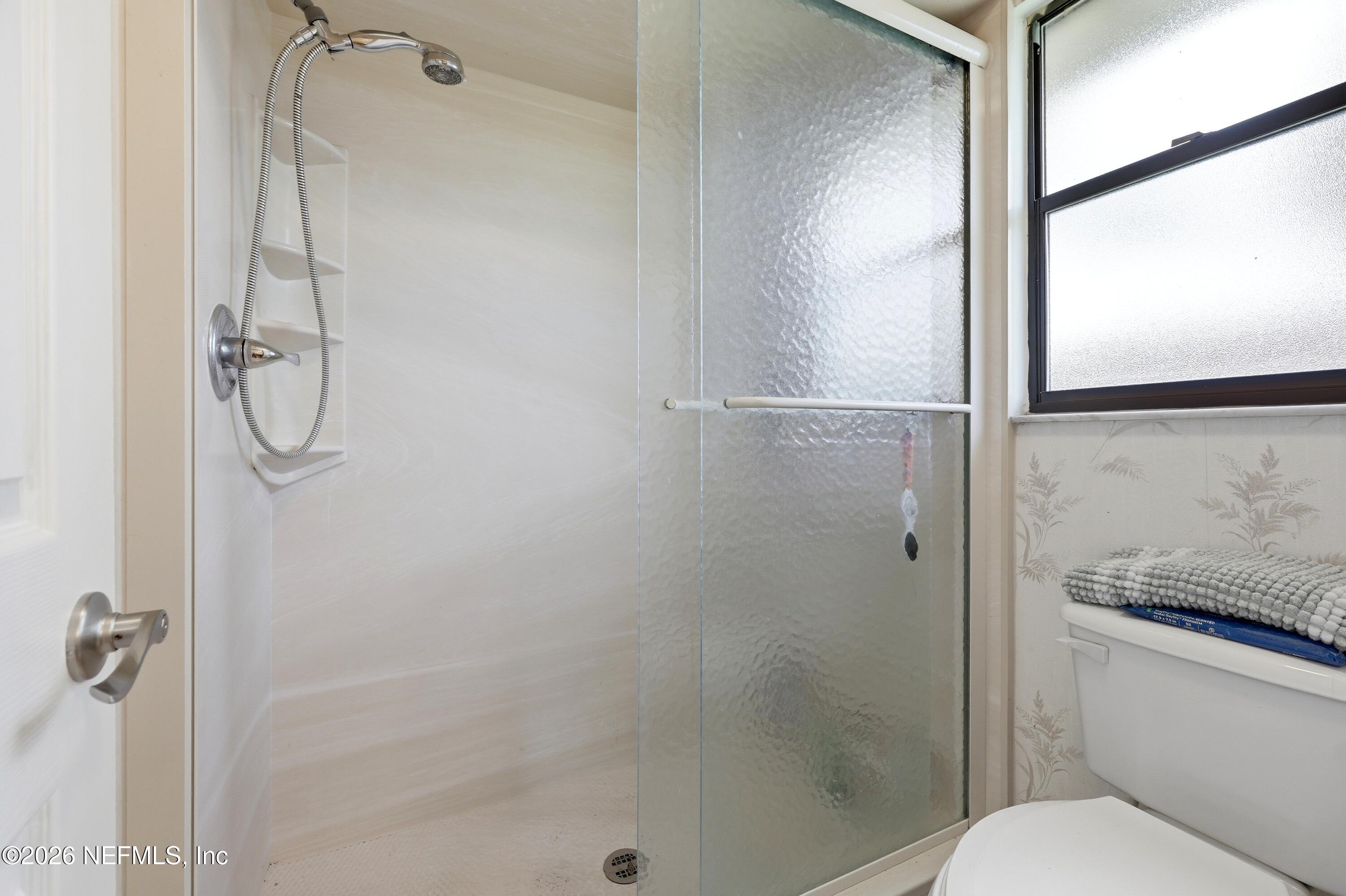 346 Foxridge Road Orange Park, FL 32065 - Photo 23 of 32 Primary shower