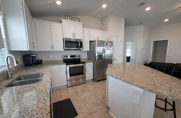 $2,295 | 14529 Scottburgh Glen Drive, Wimauma, FL 33598