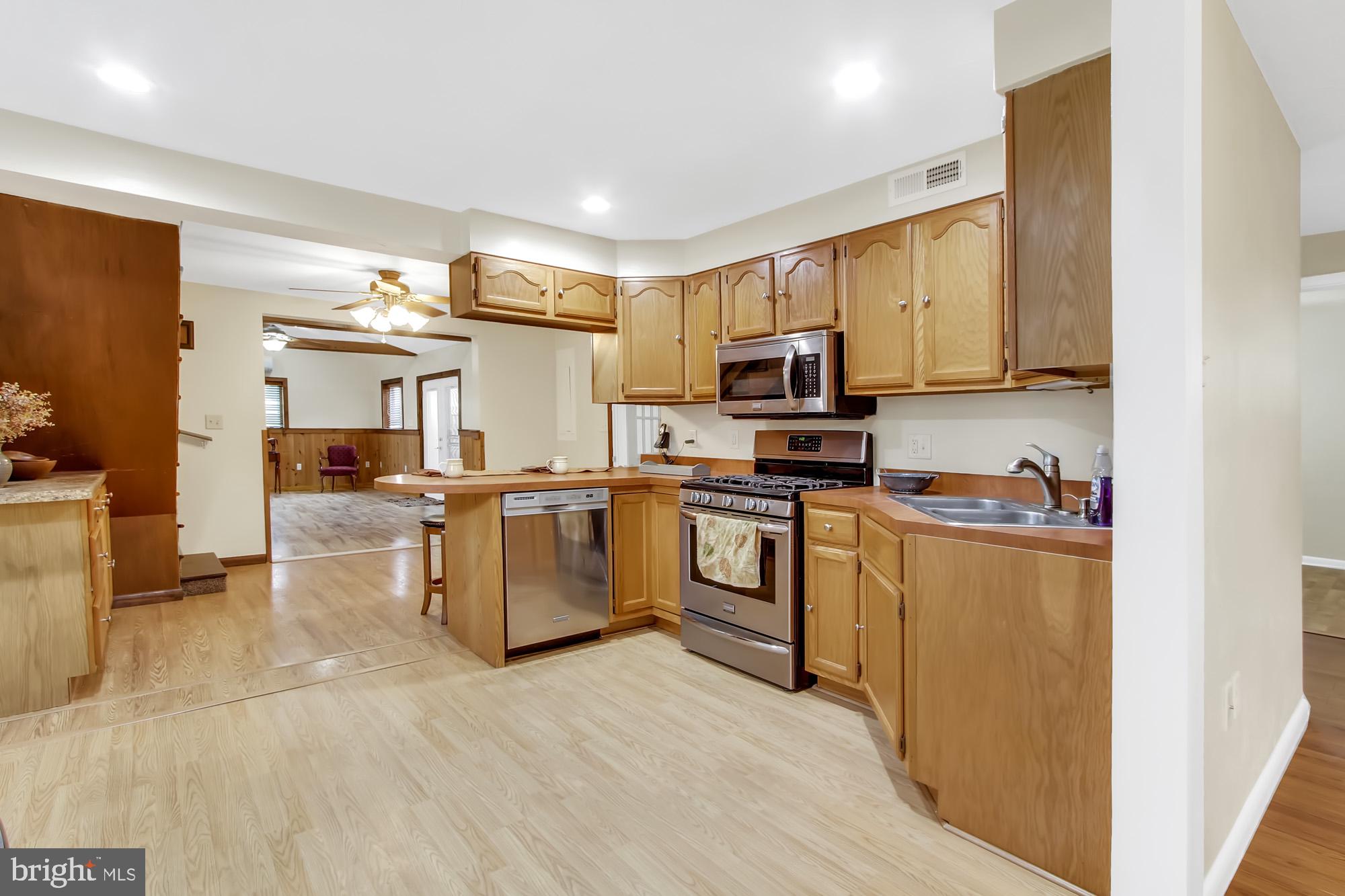 3231 Alta Vista Road Dover, PA 17315 - Photo 5 of 27 Gallery Image 5