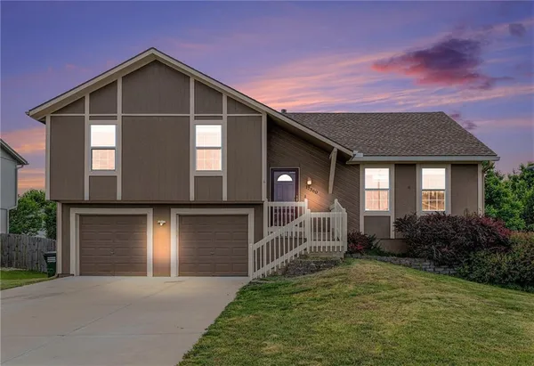 $335,000 | 17360 South Ingrid Street, Gardner, KS 66030