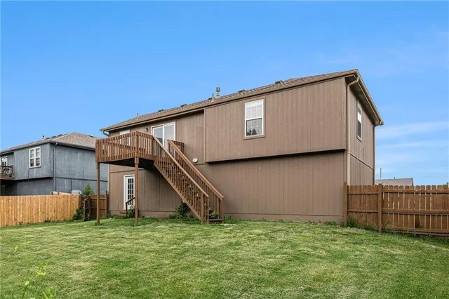 $335,000 | 17360 South Ingrid Street, Gardner, KS 66030