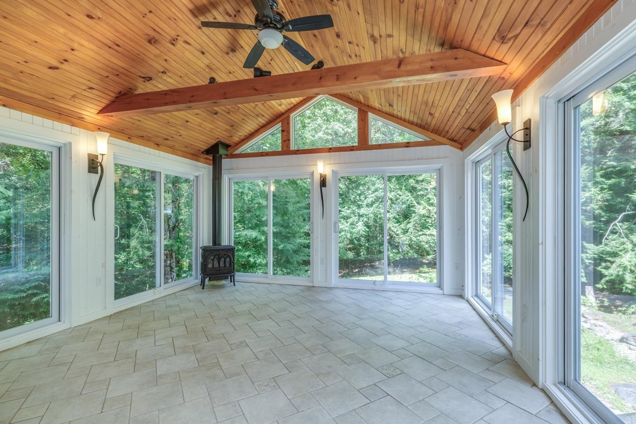 19 Hoit Road Epsom, NH 03234 - Photo 14 of 45