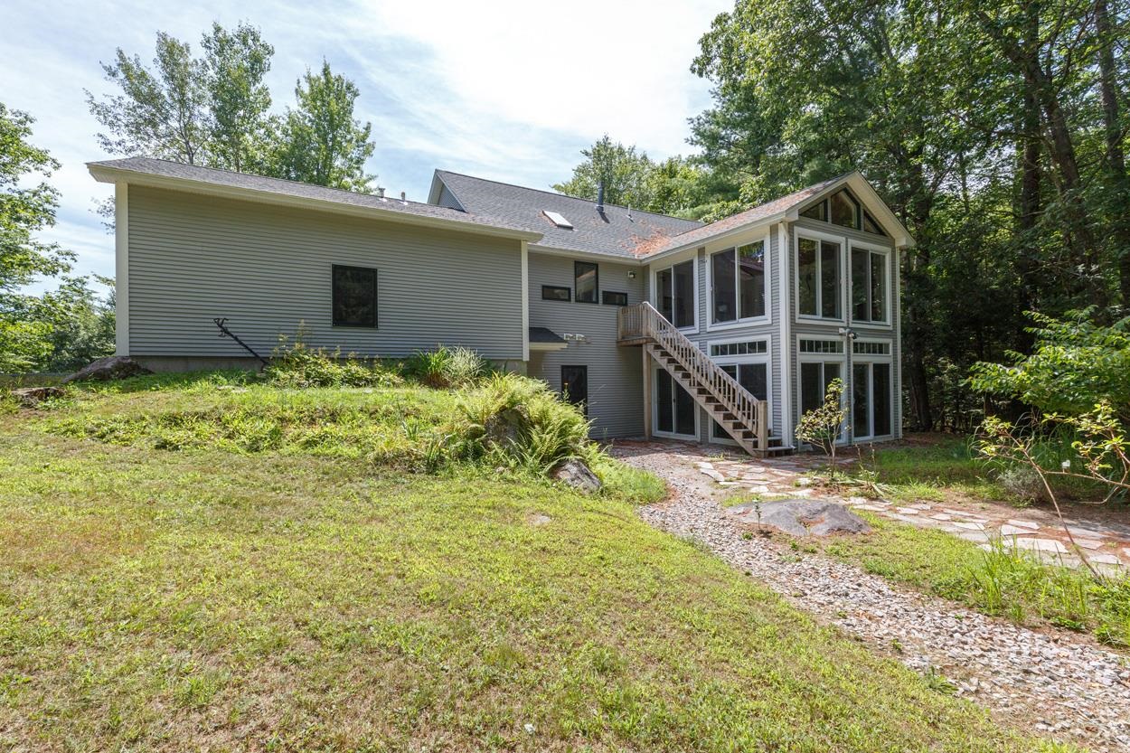 19 Hoit Road Epsom, NH 03234 - Photo 42 of 45
