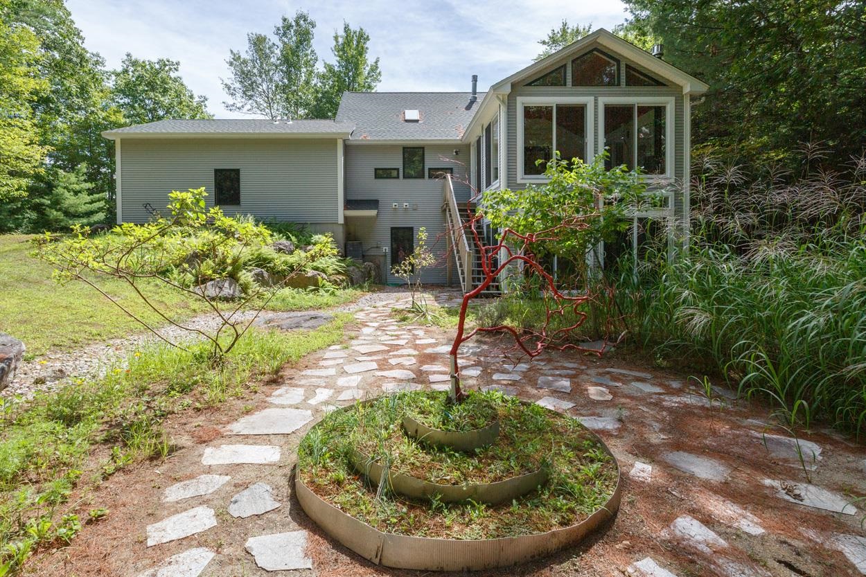 19 Hoit Road Epsom, NH 03234 - Photo 43 of 45