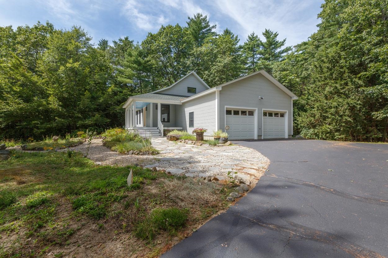 19 Hoit Road Epsom, NH 03234 - Photo 44 of 45
