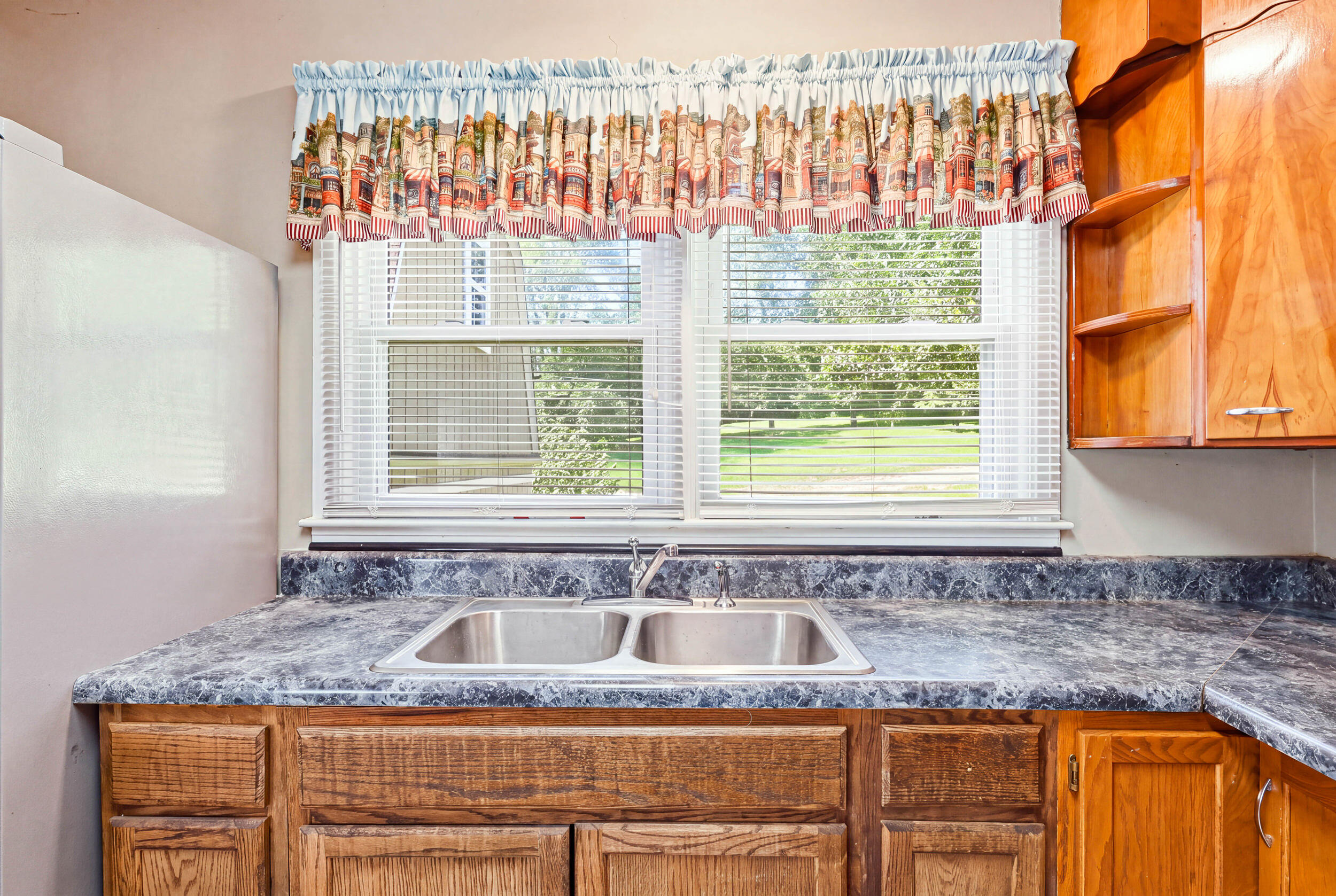 9439 East Brainerd Road Chattanooga, TN 37421 - Photo 19 of 44 9439 east brainerd road-20