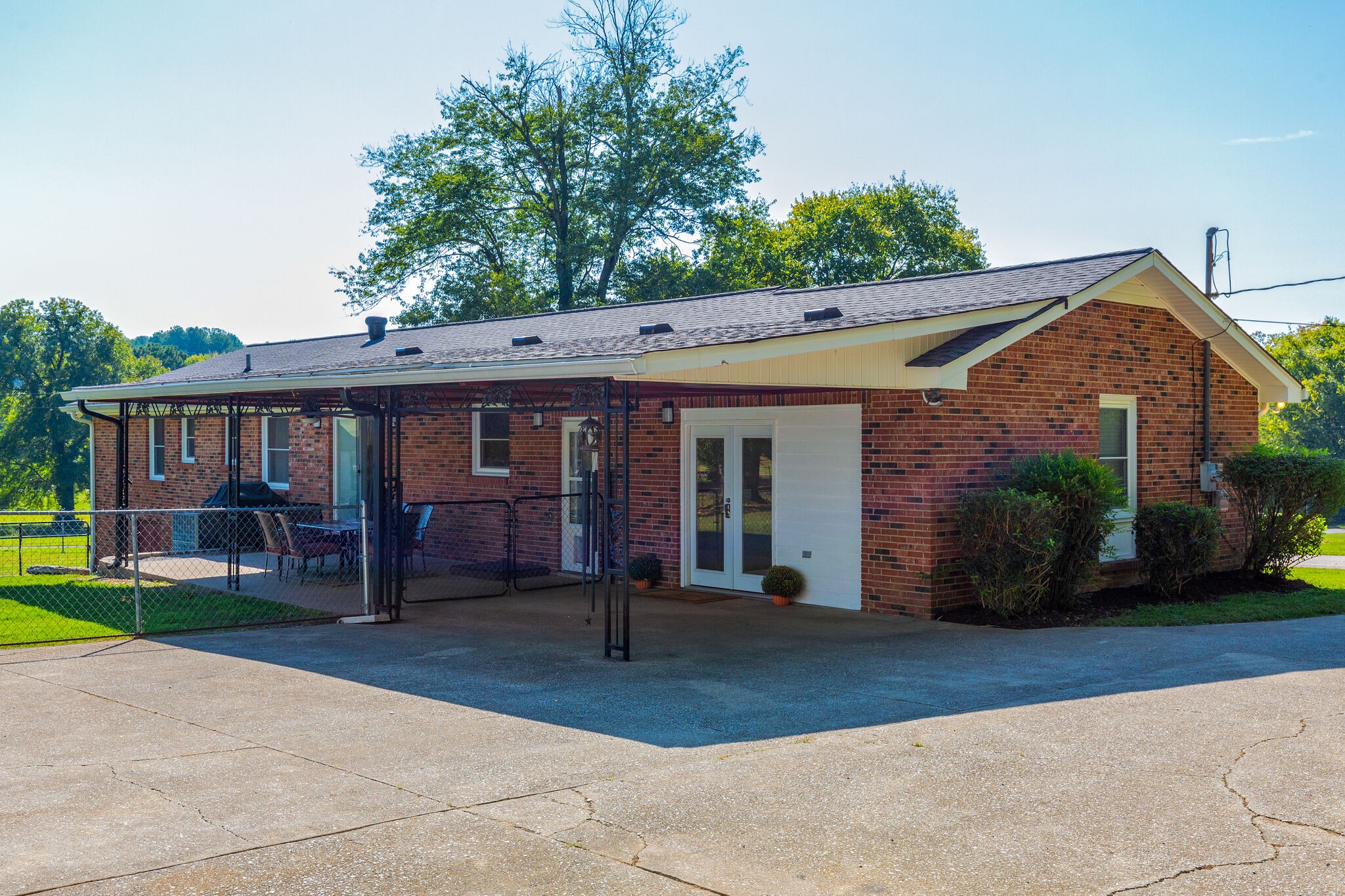 5111 Hickory Ridge Road Lebanon, TN 37090 - Photo 25 of 53 front view of a house with a yard