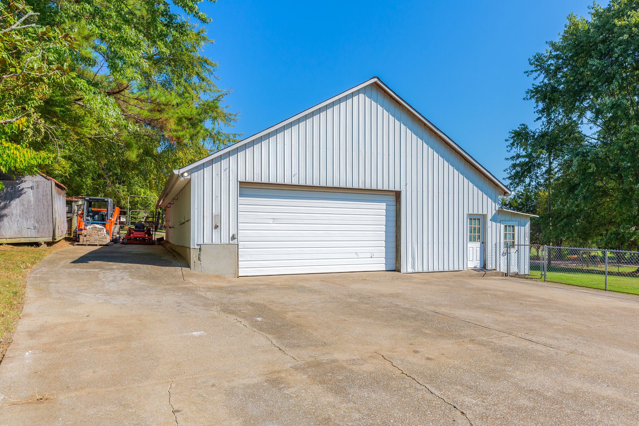 5111 Hickory Ridge Road Lebanon, TN 37090 - Photo 26 of 53 a view of a house with a yard and garage