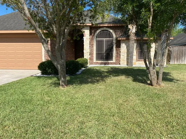 $2,000 | 3304 Blue Stone Street, Edinburg, TX 78542