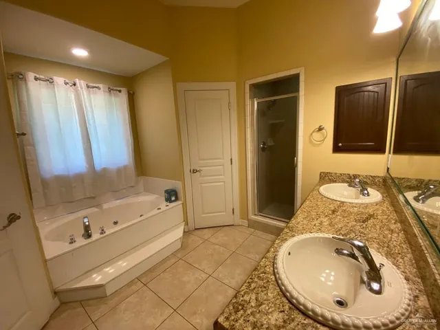 $2,000 | 3304 Blue Stone Street, Edinburg, TX 78542