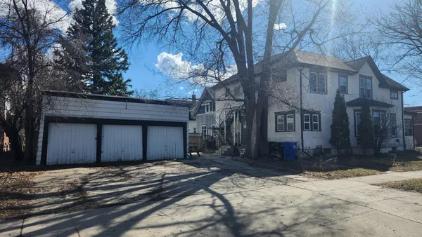 $195,000 | 1045 10th Street North, Fargo, ND 58102
