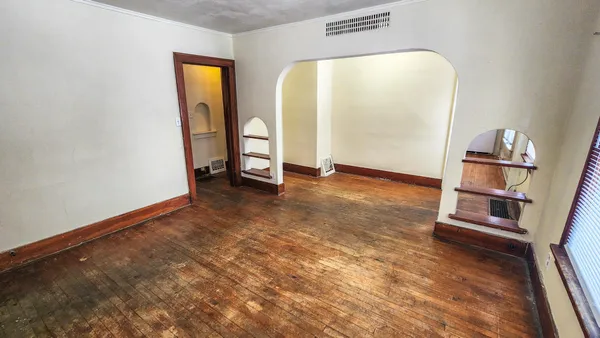 $195,000 | 1045 10th Street North, Fargo, ND 58102